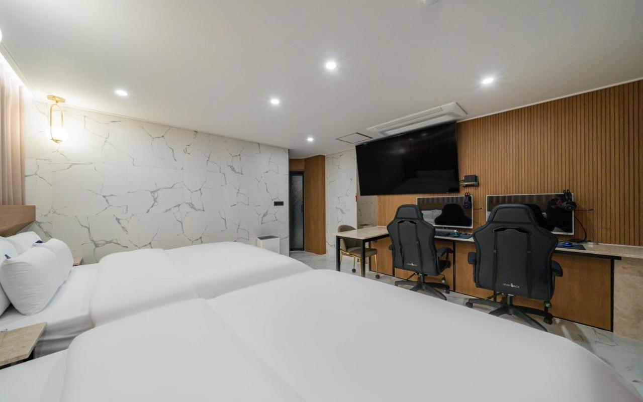 Rosy Hotel Cheongju Exterior photo