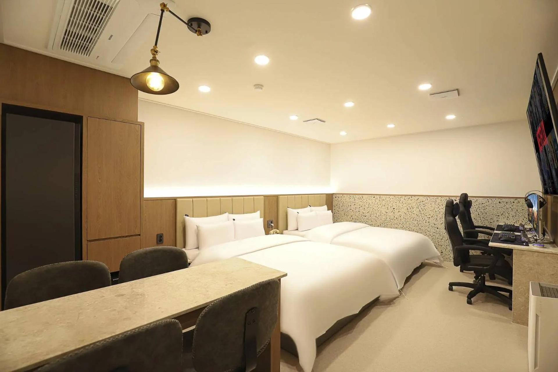 Rosy Hotel Cheongju Exterior photo