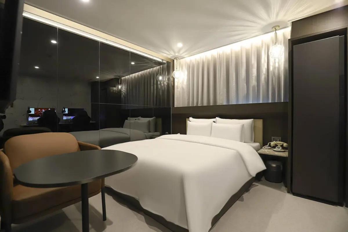 Rosy Hotel Cheongju Exterior photo