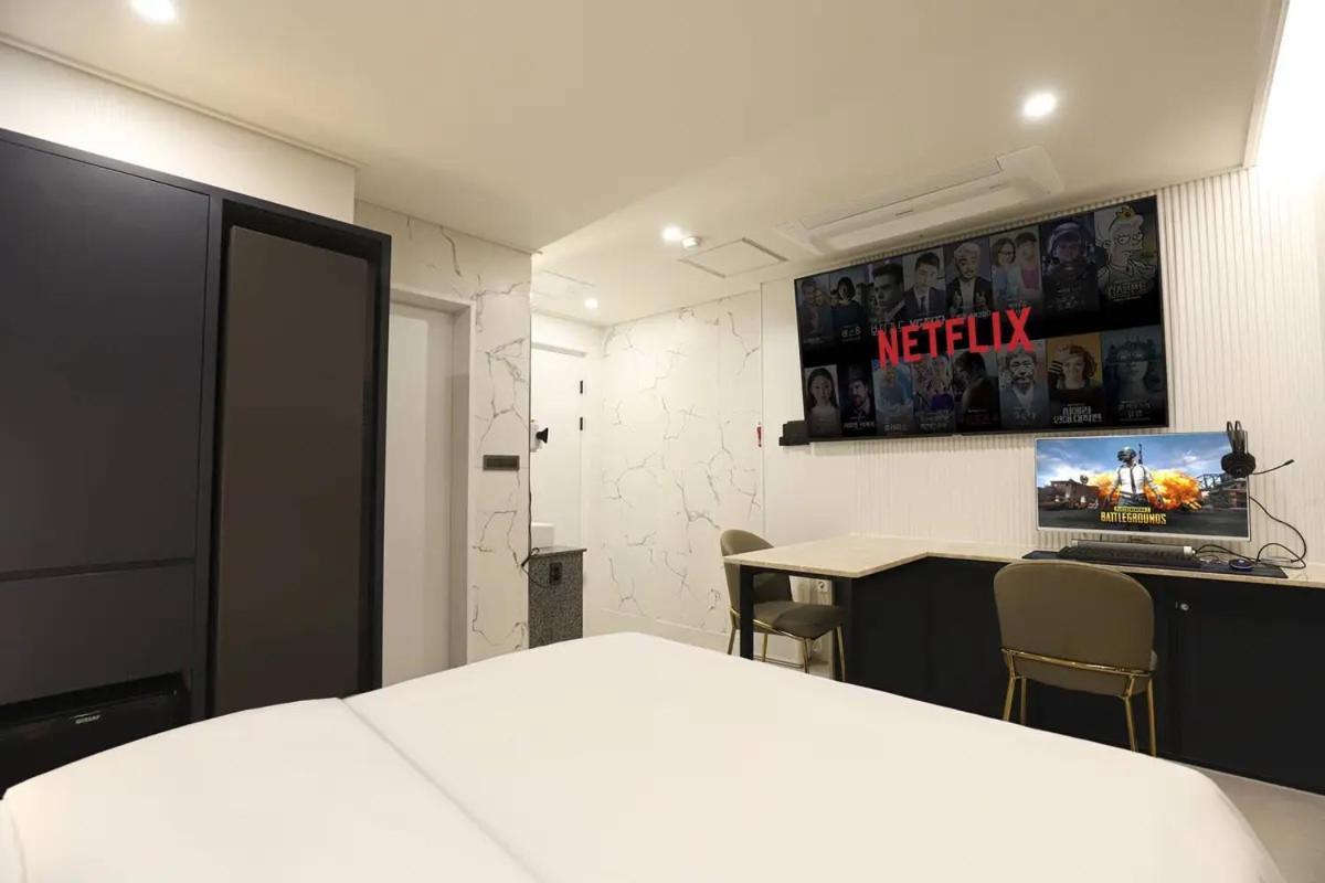 Rosy Hotel Cheongju Exterior photo